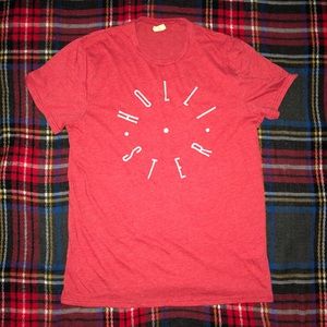 L Hollister men’s tee